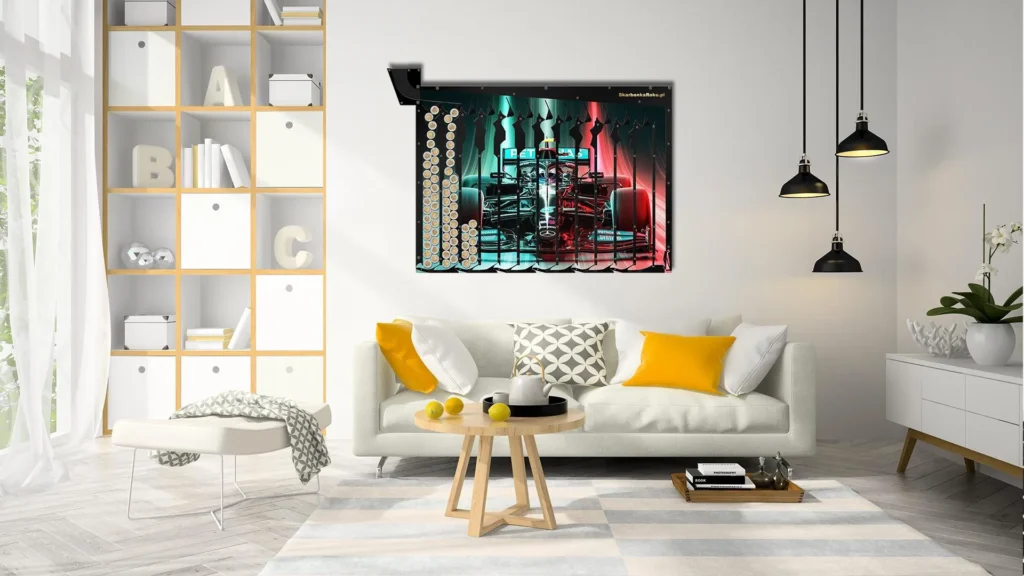 skarbonka ścienna z formułą 1